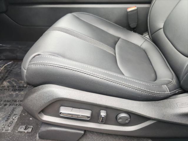 new 2025 Honda Pilot car, priced at $48,950