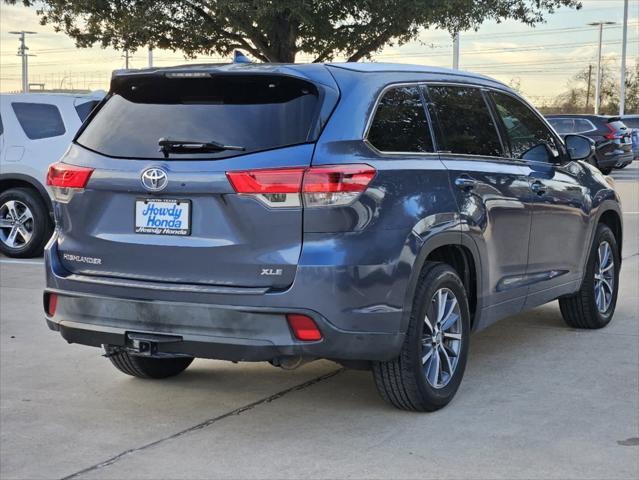 used 2017 Toyota Highlander car, priced at $24,392