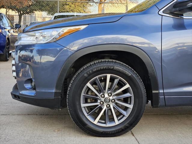 used 2017 Toyota Highlander car, priced at $24,392