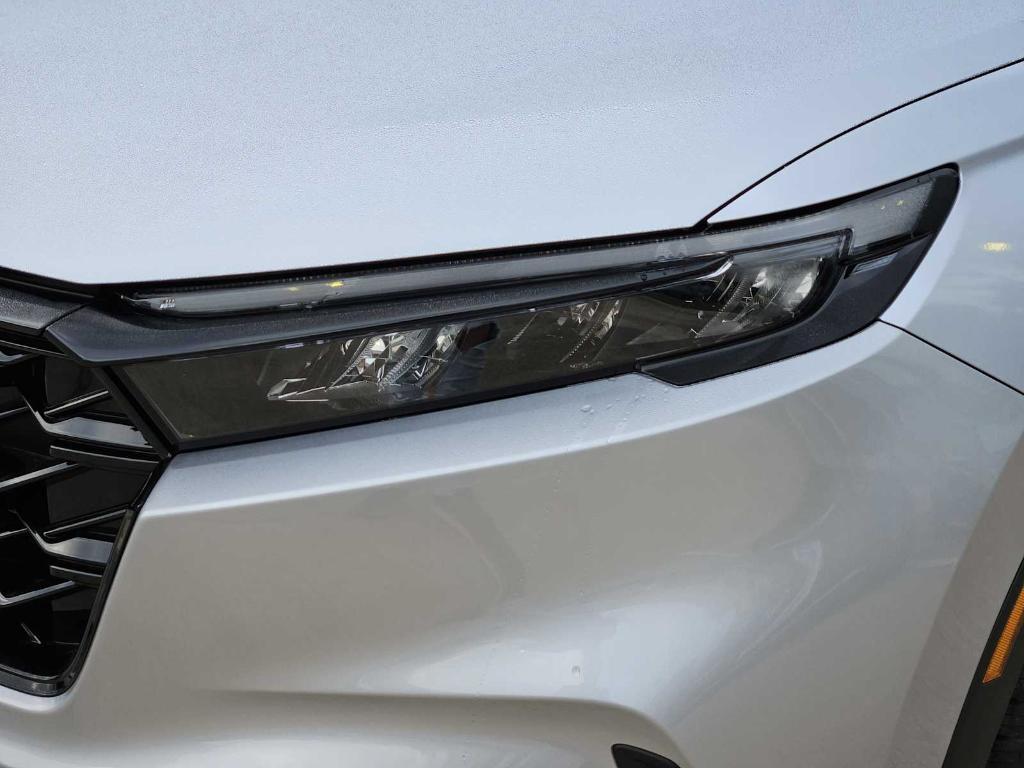 used 2025 Honda CR-V Hybrid car, priced at $33,718