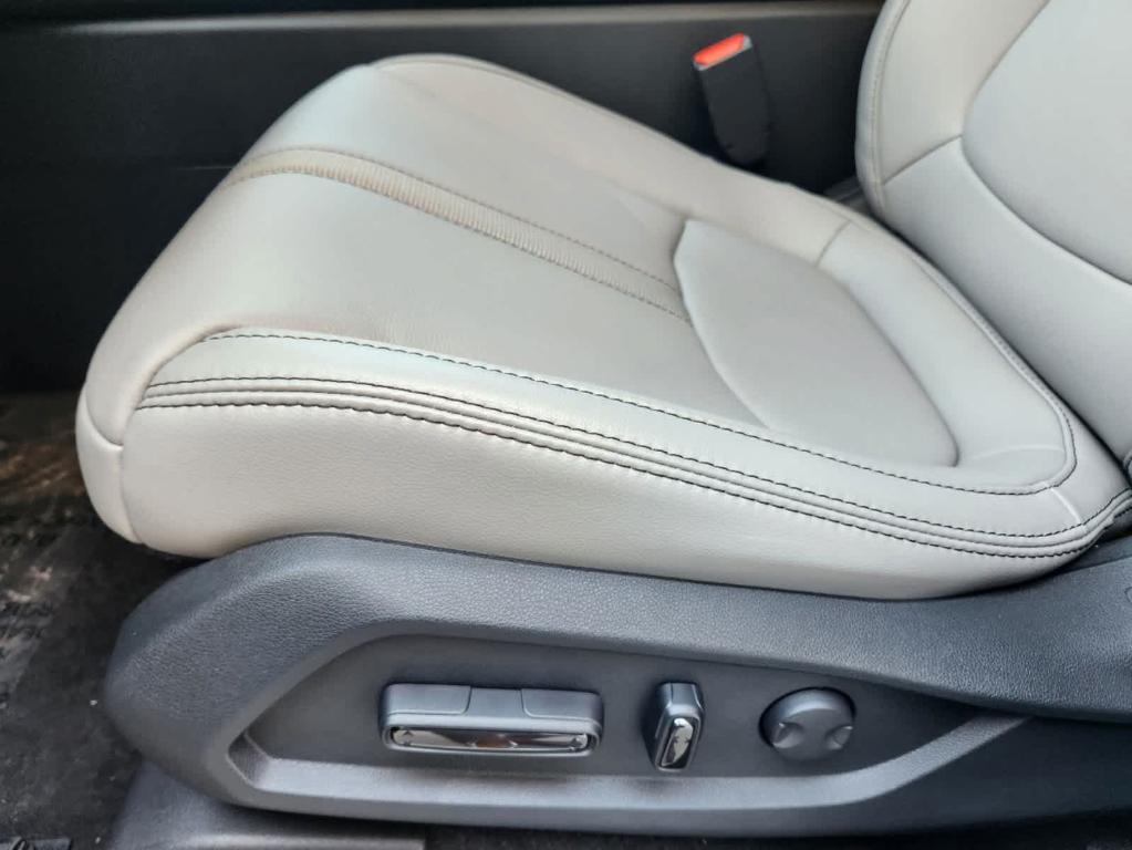 new 2025 Honda Pilot car, priced at $45,405