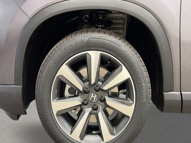 new 2025 Honda Pilot car, priced at $56,250