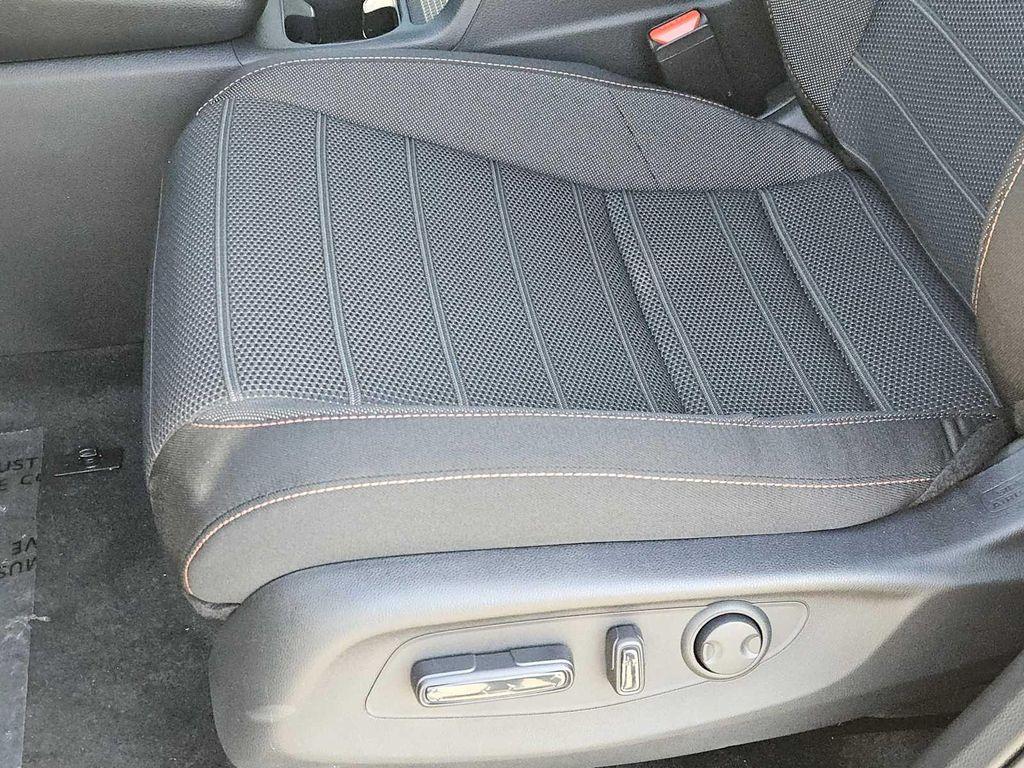 new 2026 Honda CR-V Hybrid car, priced at $40,250