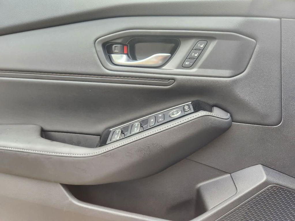 new 2025 Honda Accord Hybrid car, priced at $40,495
