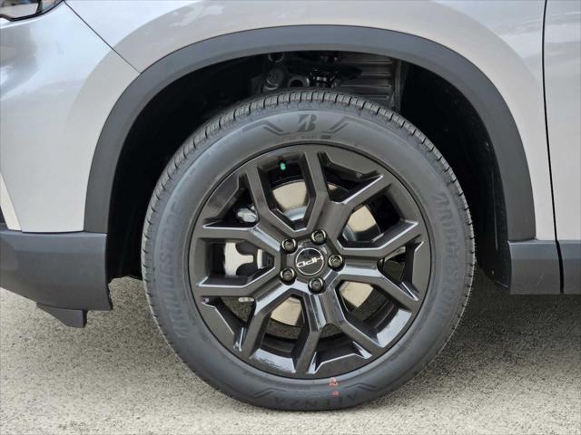 new 2025 Honda CR-V Hybrid car, priced at $40,545