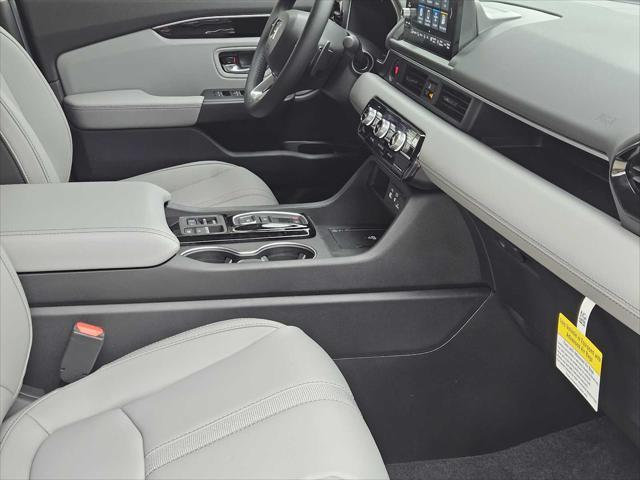 new 2025 Honda CR-V Hybrid car, priced at $40,545