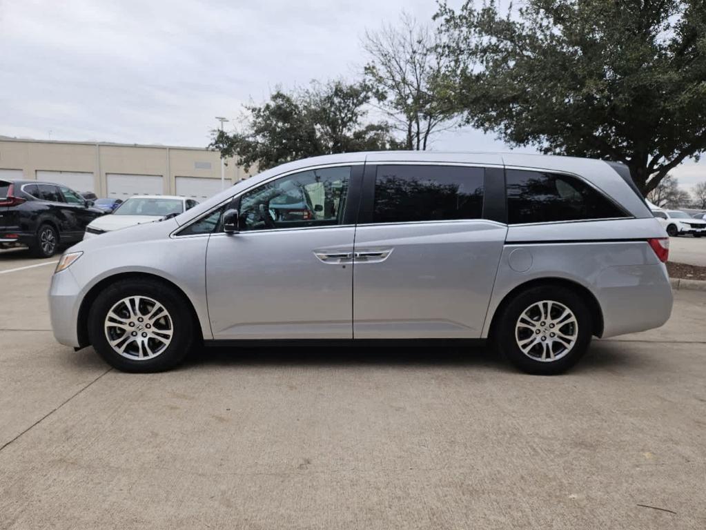 used 2013 Honda Odyssey car, priced at $14,175