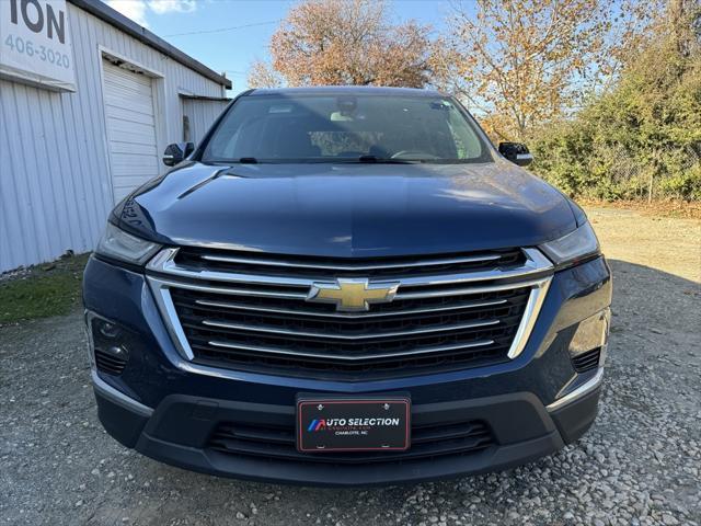 used 2022 Chevrolet Traverse car, priced at $30,000