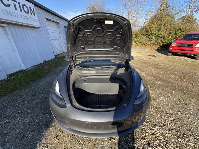 used 2022 Tesla Model 3 car