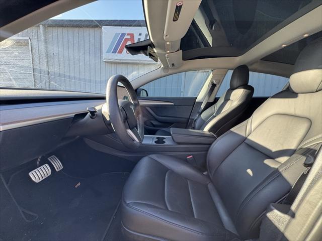 used 2022 Tesla Model 3 car