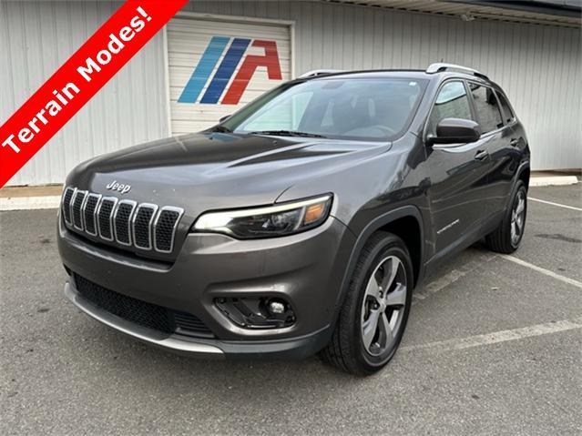 used 2019 Jeep Cherokee car, priced at $19,325