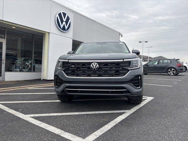 new 2025 Volkswagen Atlas car, priced at $56,356