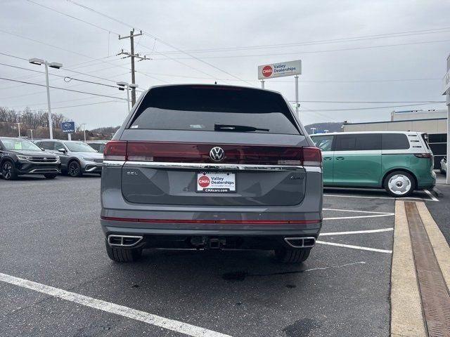new 2025 Volkswagen Atlas car, priced at $56,356