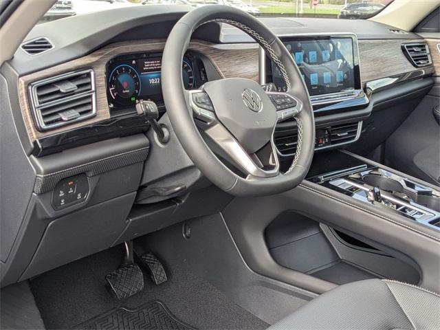 new 2025 Volkswagen Atlas car, priced at $51,361