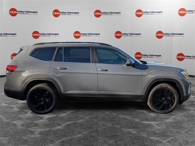 new 2026 Volkswagen Atlas car, priced at $50,651