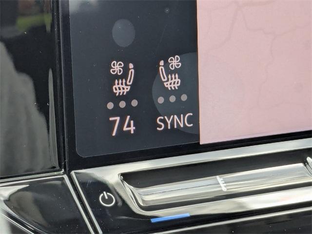 new 2025 Volkswagen Atlas car, priced at $47,787
