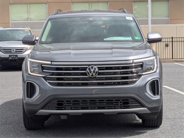 new 2025 Volkswagen Atlas car, priced at $47,787