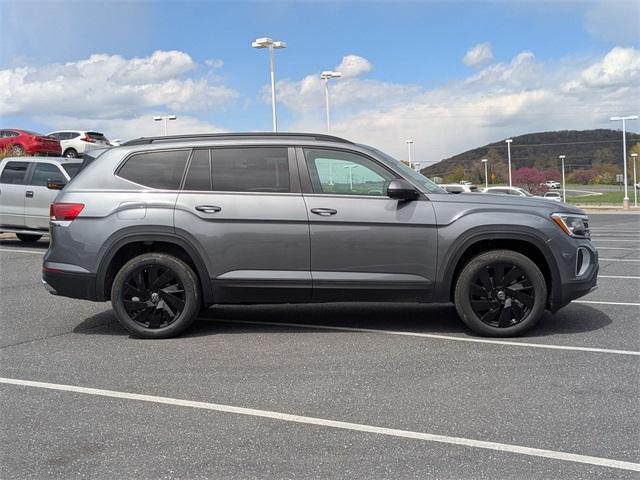 new 2025 Volkswagen Atlas car, priced at $47,787
