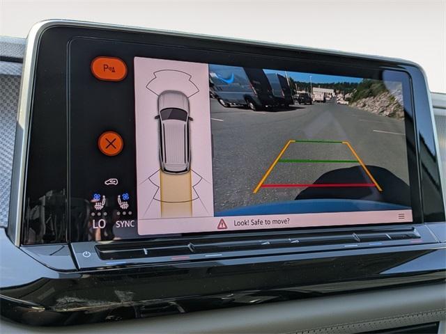 new 2025 Volkswagen Atlas car, priced at $50,046