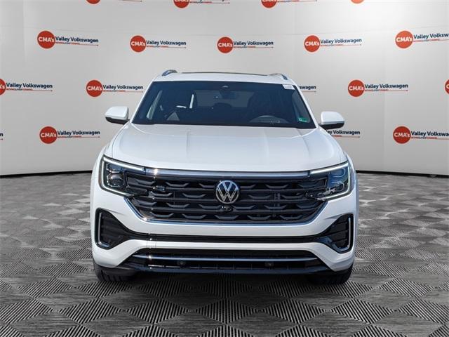 new 2026 Volkswagen Atlas Cross Sport car, priced at $56,151