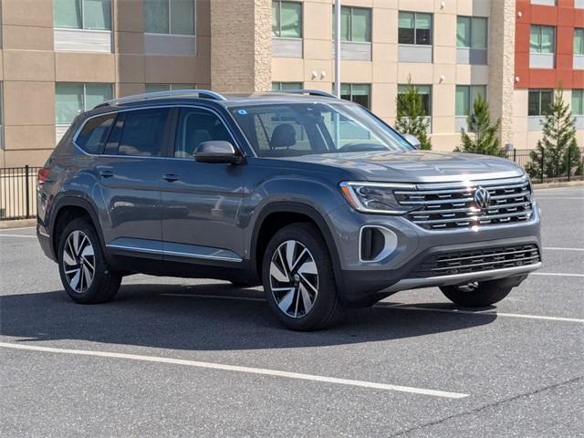 new 2025 Volkswagen Atlas car, priced at $50,666