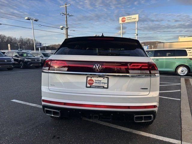 new 2024 Volkswagen Atlas Cross Sport car, priced at $52,396