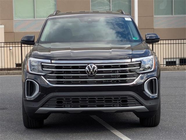 new 2025 Volkswagen Atlas car, priced at $46,497