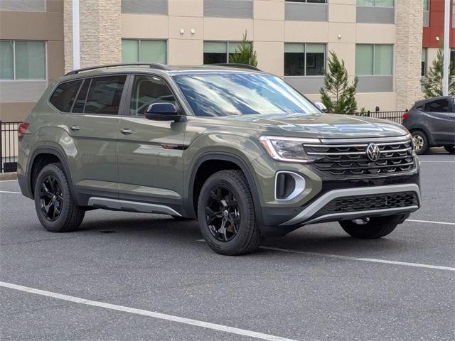 new 2025 Volkswagen Atlas car, priced at $49,351