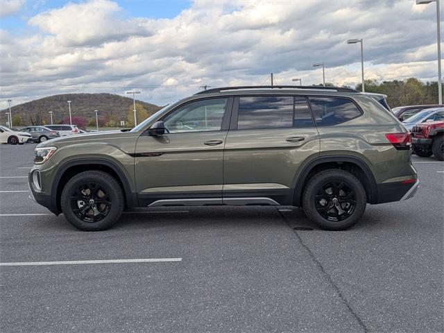 new 2025 Volkswagen Atlas car, priced at $49,351