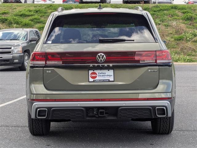 new 2025 Volkswagen Atlas car, priced at $49,351