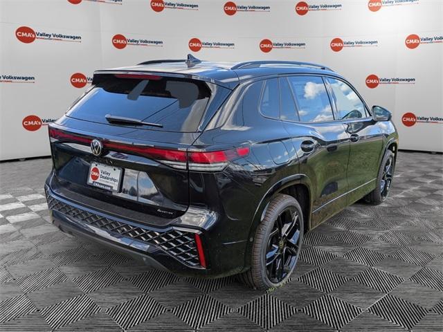 new 2025 Volkswagen Tiguan car, priced at $40,126