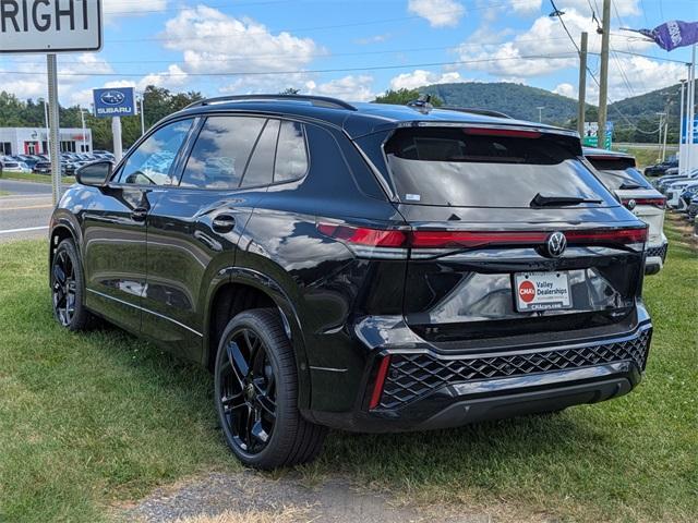 new 2025 Volkswagen Tiguan car, priced at $40,126