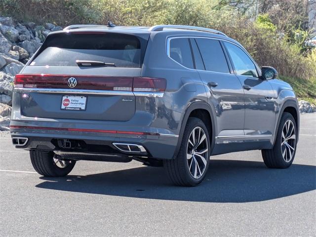 new 2025 Volkswagen Atlas car, priced at $57,051