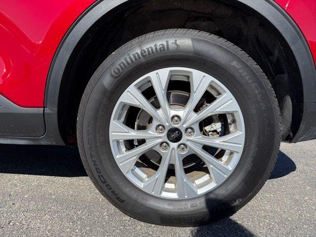 used 2023 Ford Escape car, priced at $27,150