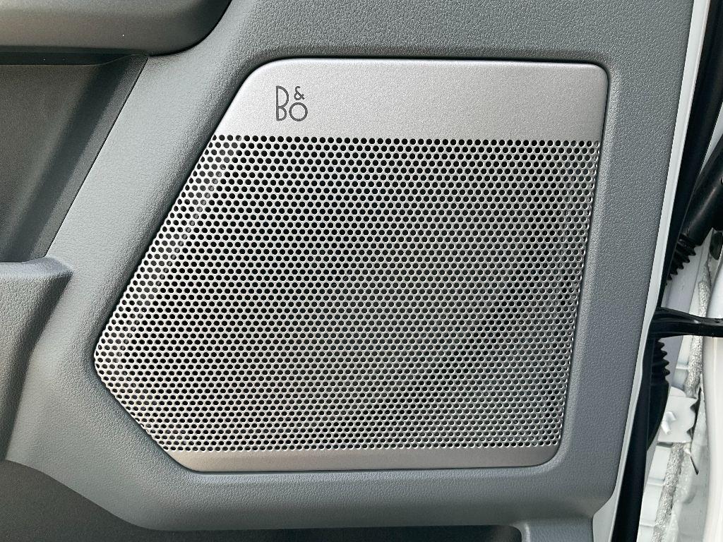 new 2025 Ford F-150 Lightning car