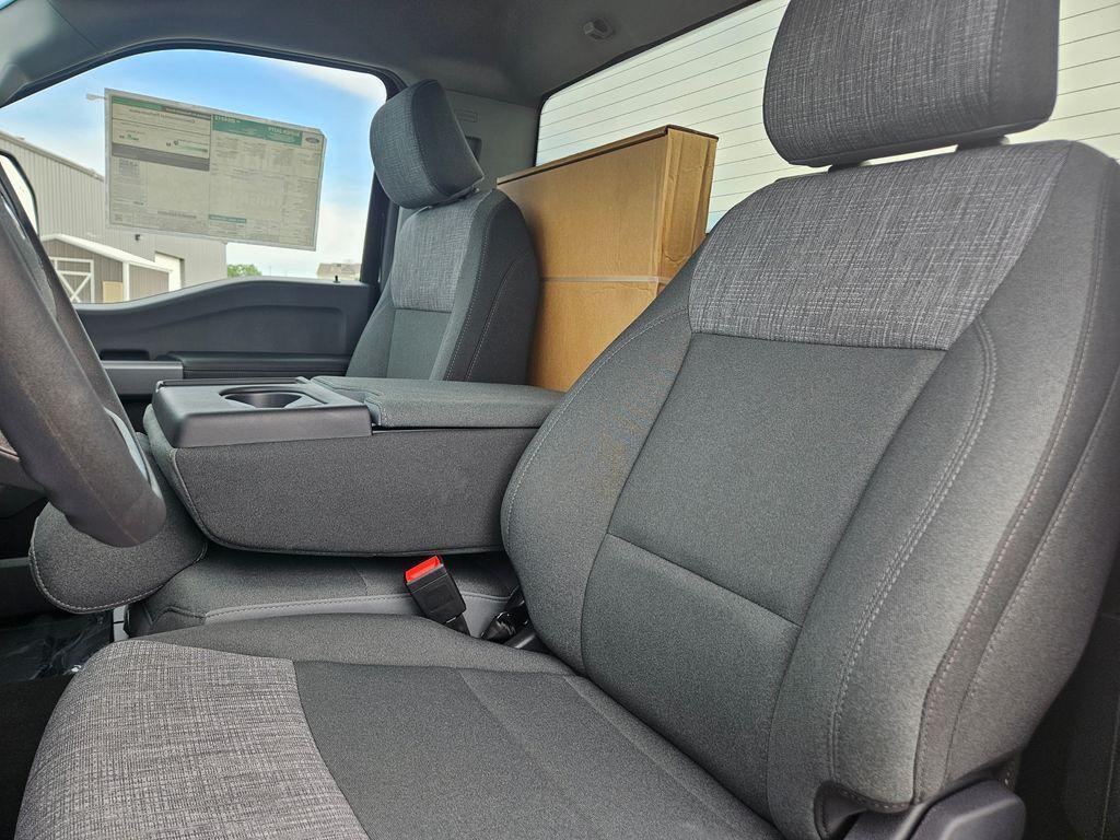 new 2025 Ford F-350 car, priced at $66,038