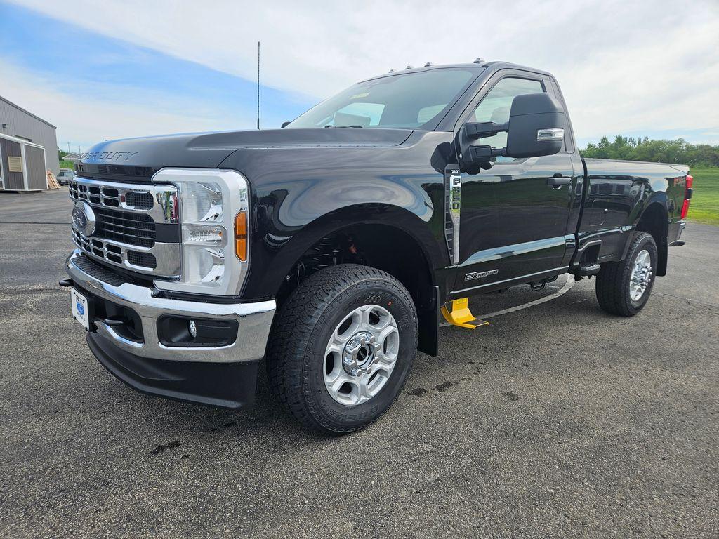 new 2025 Ford F-350 car, priced at $71,555