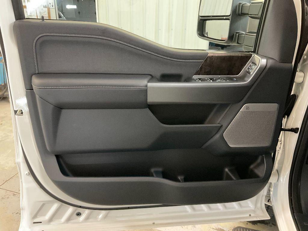 new 2025 Ford F-250 car, priced at $87,520