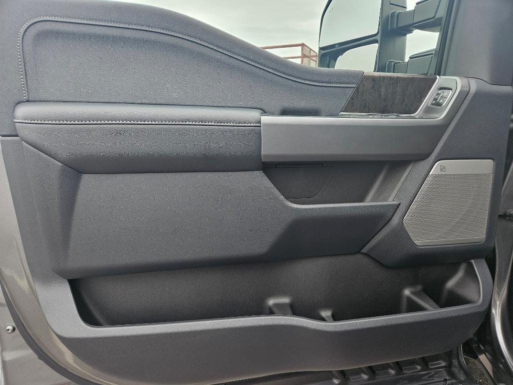 new 2025 Ford F-350 car, priced at $83,830
