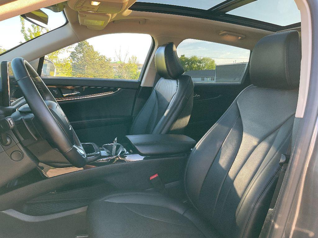 used 2022 Lincoln Nautilus car, priced at $43,000