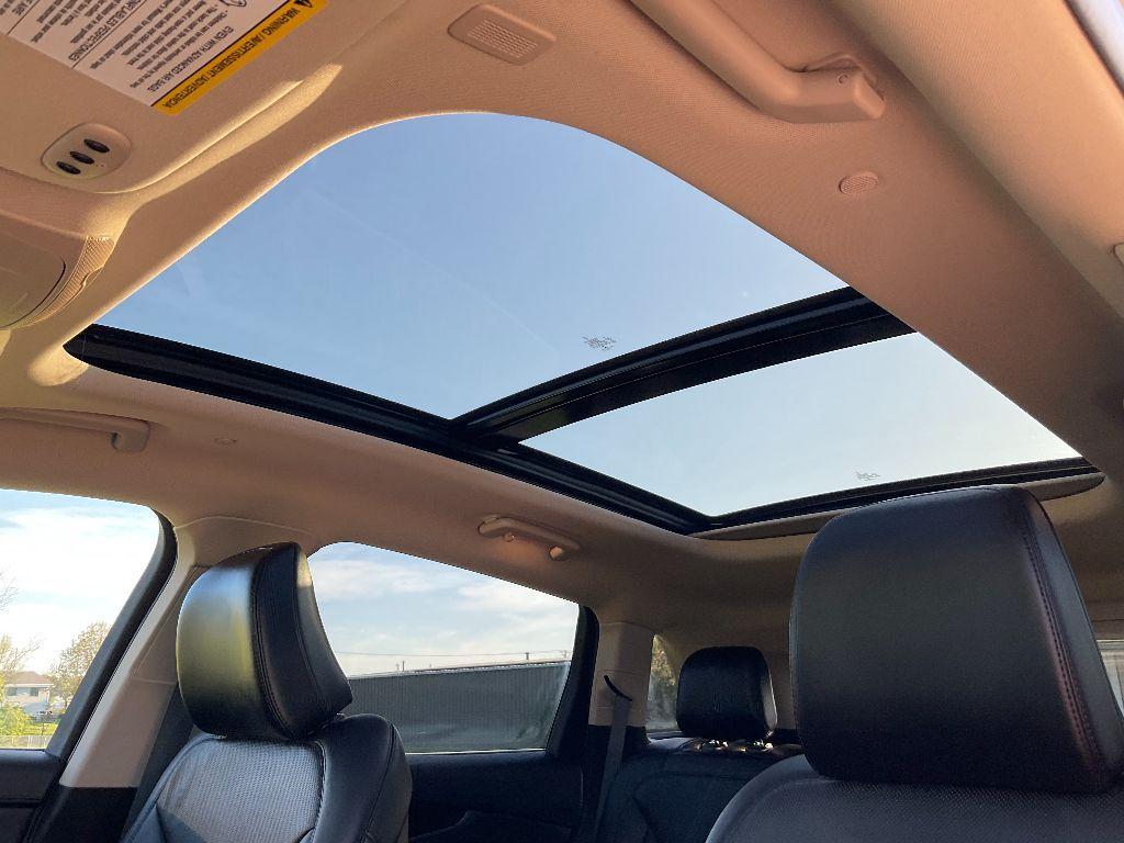 used 2022 Lincoln Nautilus car, priced at $43,000