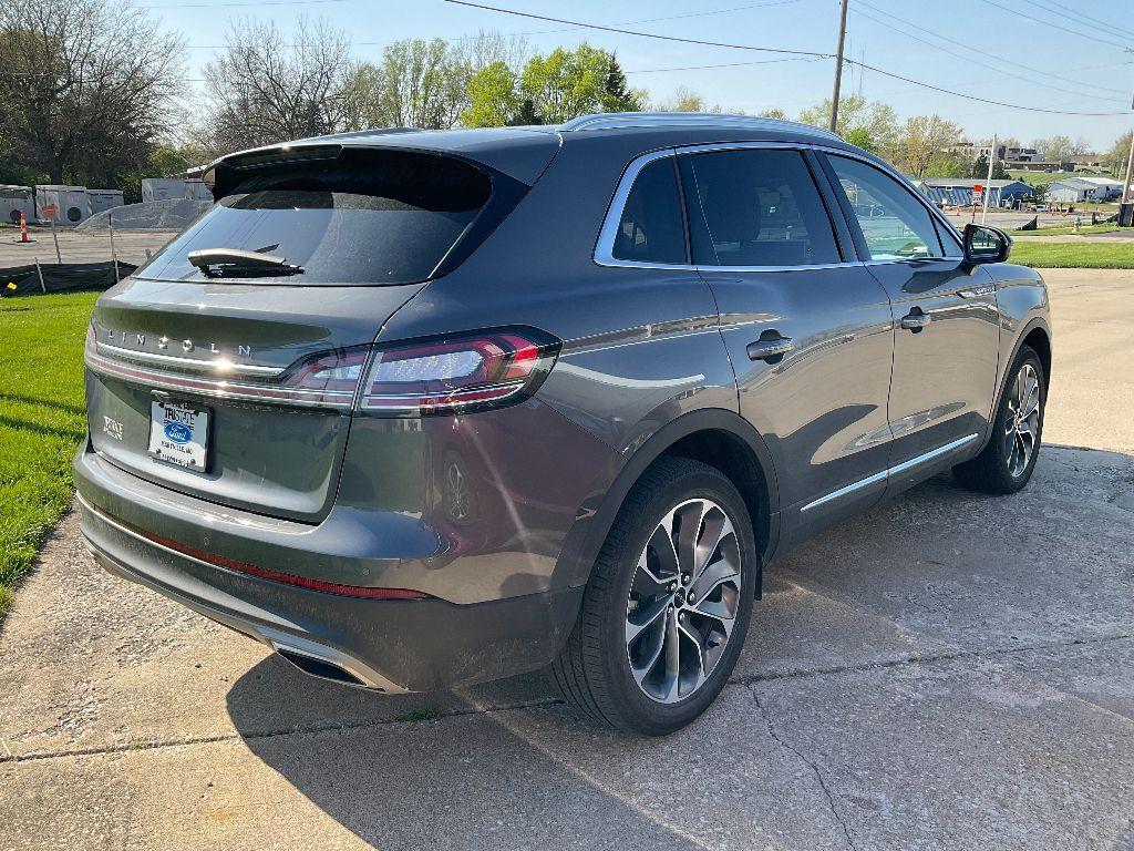 used 2022 Lincoln Nautilus car, priced at $43,000