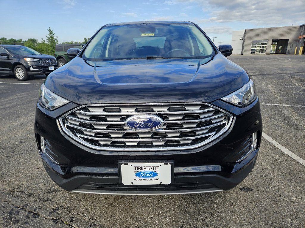 used 2022 Ford Edge car, priced at $28,500