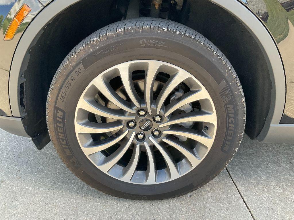 used 2022 Lincoln Aviator car, priced at $48,800