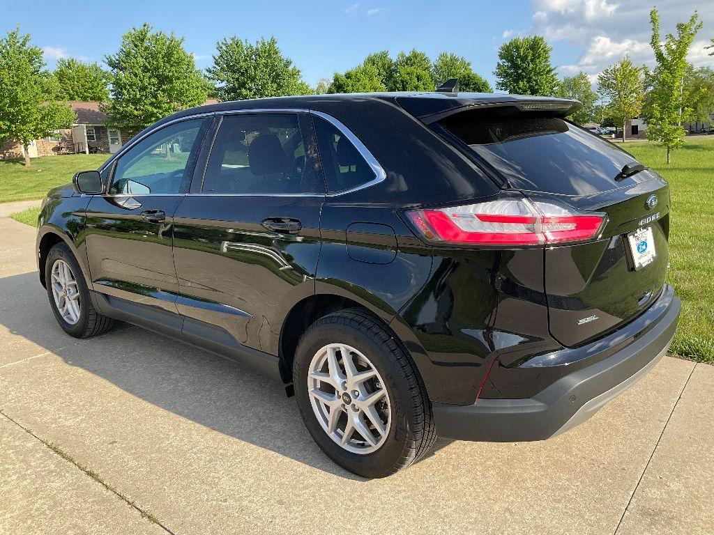 used 2024 Ford Edge car, priced at $30,150
