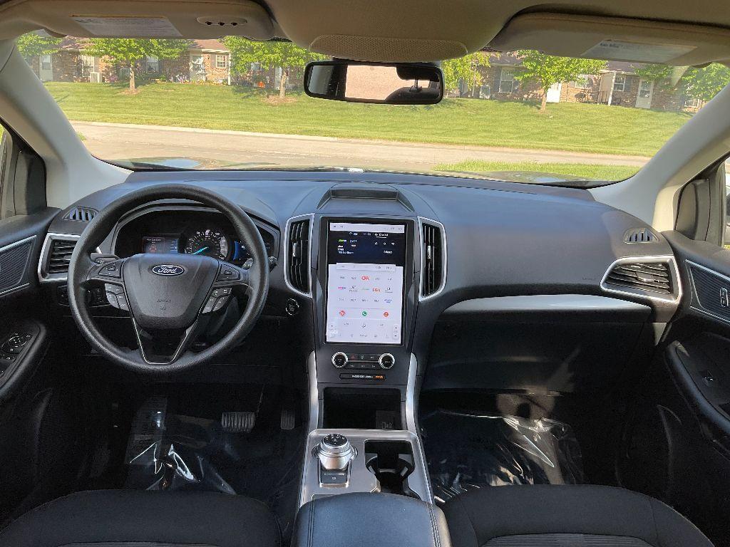 used 2024 Ford Edge car, priced at $30,150