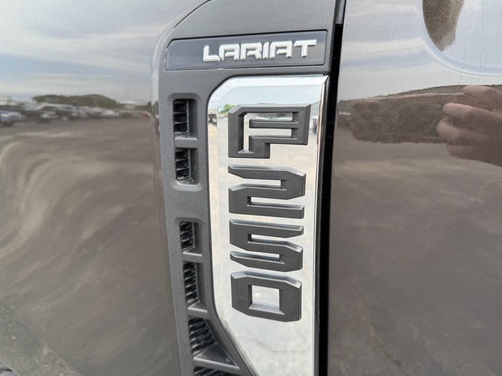 new 2025 Ford F-250 car