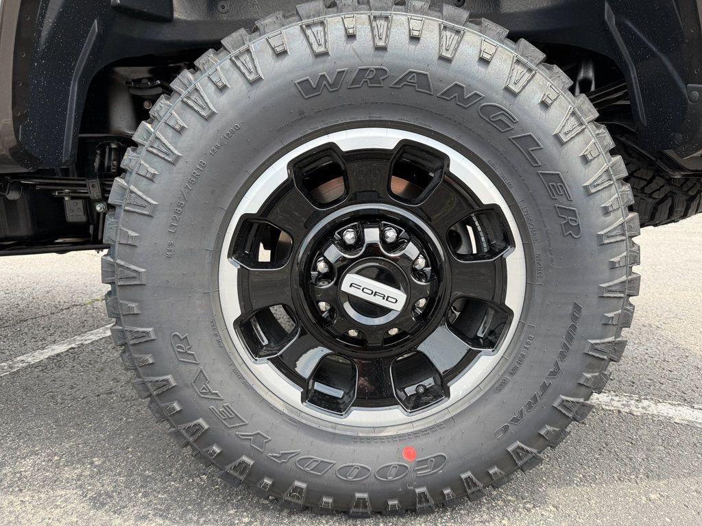 new 2025 Ford F-250 car, priced at $88,705
