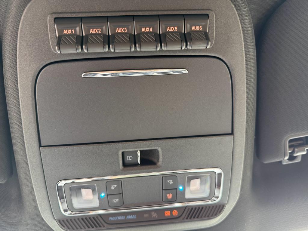 new 2025 Ford F-250 car