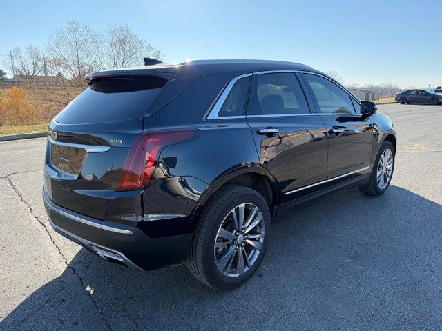 used 2022 Cadillac XT5 car, priced at $33,000